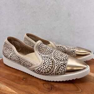 Karl Lagerfeld Paris Slip On‎ Loafers Gold Cap Toe Laser Cut Flats US 8 EU 6